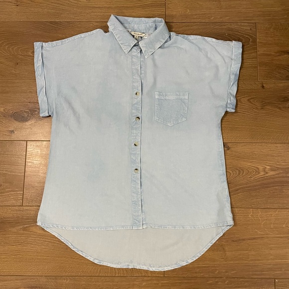 Sim & Sam Short Sleeve Casual Button Down Shirt Long Back Denim Style XL - Picture 3 of 5